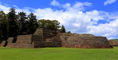 Descubre... Tzintzuntzan, Michoacán