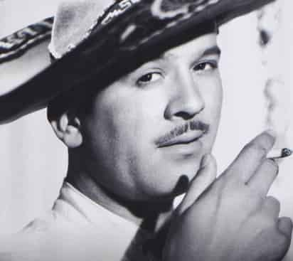 El actor y cantante Pedro Infante, considerado un icono de la Época de Oro del cine mexicano al protagonizar filmes como Nosotros los pobres y Los tres García, es recordado con motivo de su 60 aniversario luctuoso. (ARCHIVO)