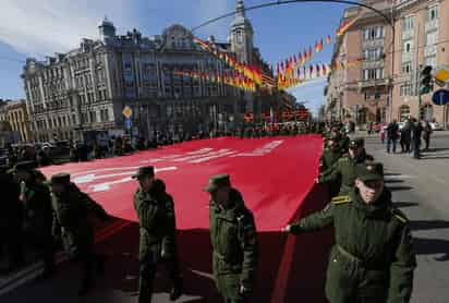 En la parada de este año participarán 210 militares mujeres, el doble que en 2016. (ARCHIVO)