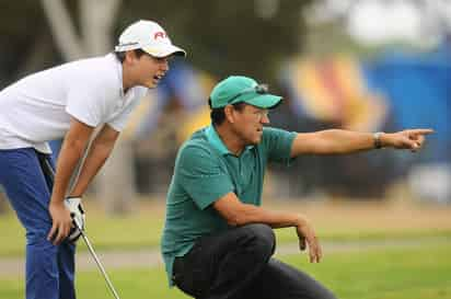 Se espera un ambiente lleno de convivencia en el campo del Campestre Torreón con la celebración de la singular competencia. (Archivo)