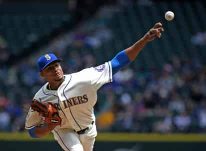 Ariel Miranda logró su primer juego completo de su carrera al permitir una carrera y cuatro hits a los Rays de Tampa Bay. (AP)