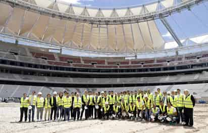 Colchoneros levantan la mano para ser sede en 2019. (EFE)