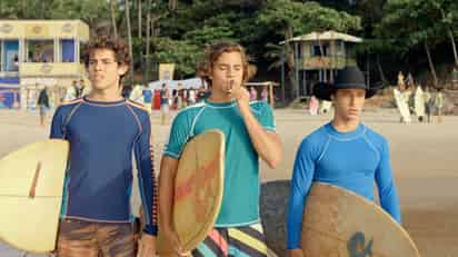 Lanzamiento. La nueva serie de Disney, que va dirigida para el público joven, promete condimentos de la comedia y del drama. (CORTESÍA DE DISNEY)