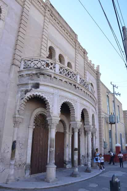 El proyecto. Con una inversión de 15 millones de pesos procedentes de la Secretaría de Hacienda y Crédito Público, la Casa Mudéjar ubicada en el centro de Torreón será restaurada para uso cultural. (FERNANDO COMPEÁN)