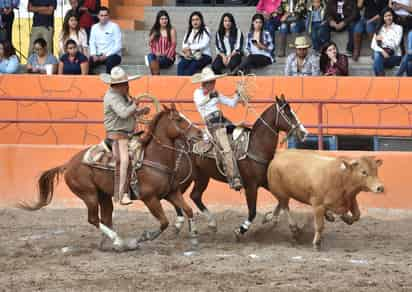 Charros de gran calidad actuarán esta tarde en el 11 - 40. (Archivo)