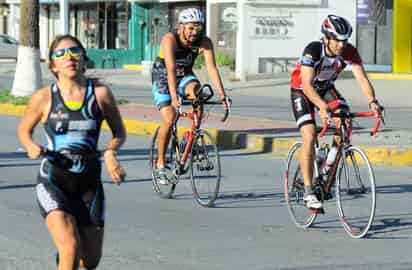 El sábado 12 de agosto se realizará una junta previa para definir detalles de esta competencia que tiene un cupo limitado a 200 atletas. Preparan el triatlón de la Unidad Deportiva Torreón