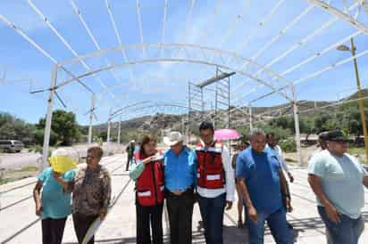 Por su parte, Felipe Sánchez Macías, presidente de la Junta de Gobierno en Ciudad Villa Juárez, manifestó que este tipo de obras realizadas por la Administración Municipal son las que ayudan al mejor desarrollo de las nuevas generaciones y abonan al rescate de la sociedad. (EL SIGLO DE TORREÓN)