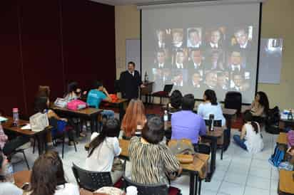 Evento. Asistieron los 72 alumnos del quinto y séptimo semestre en psicología que forma parte de la materia jurídica. (FERNANDO COMPEÁN)