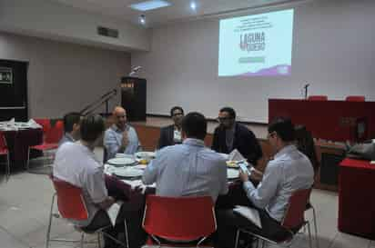 Fue hoy durante su asamblea anual ordinaria, que se llevó a cabo la presentación de los integrantes de la nueva mesa. (EL SIGLO DE TORREÓN)