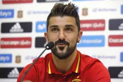 David Villa durante la rueda de prensa en la Ciudad del Fútbol de Las Rozas para preparar los partidos contra Italia y Liechtenstein. (EFE) Villa empieza de cero en su regreso a selección