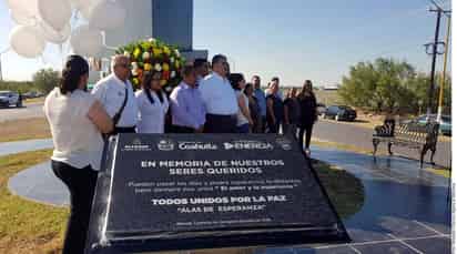Realizaron una ceremonia en el obelisco de Allende. (AGENCIA REFORMA)