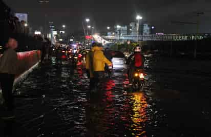 Ayer el Aeropuerto Internacional de la Ciudad de México suspendió operaciones. (ARCHIVO)