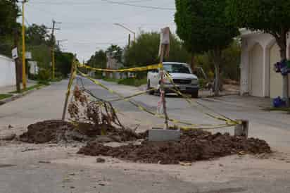 Sigue. La obra ha presentado diversos retrasos, principalmente por el tipo de suelo y la humedad de las lluvias. (EL SIGLO DE TORREÓN) 