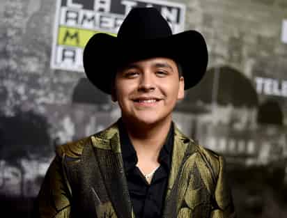 Se trata del tercer sencillo que se desprende de dicho material, el primero de Nodal y con el cual ya es considerado el artista juvenil más exitoso de 2017. (ARCHIVO)