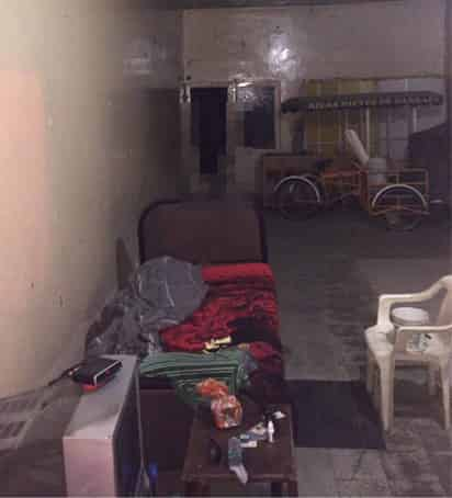 Suicidio.  Hombre de 65 años se suicida, ahorcándose en la puerta principal de su casa, en Gómez Palacio. (EL SIGLO DE TORREÓN) 