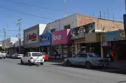 Compras. Para la Cámara Nacional de Comercio de Gómez Palacio, el Buen Fin incrementará las ventas 20 por ciento. (ARCHIVO)