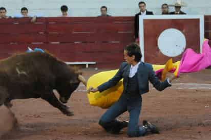 Gilio Quintero alternó en la corrida mixta navideña con el rejoneador Andrés Rozo y los matadores Federico Pizarro y José Ortiz. (Archivo)