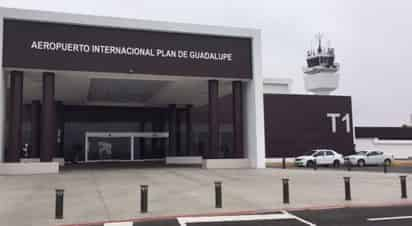 Las bajas temperaturas que se presentan en Coahuila ocasiona visibilidad reducida en el aeropuerto de Saltillo.