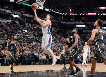 Dario Saric fue el líder encestador de Filadelfia en la victoria 108-92 ante los Knicks. (AP)