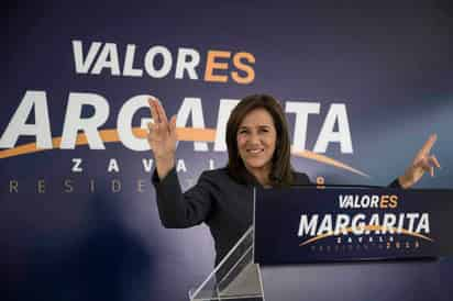 Calderón realizó dos aportaciones a la campaña de su esposa, una de 500,000 pesos (26,600 dólares) el 1 de noviembre del pasado año y otra de 750,000 pesos (39,914 dólares) el 5 de diciembre, según consta en el portal de Rendición de Cuentas y Resultados de la autoridad electoral mexicana. (EL UNIVERSAL)