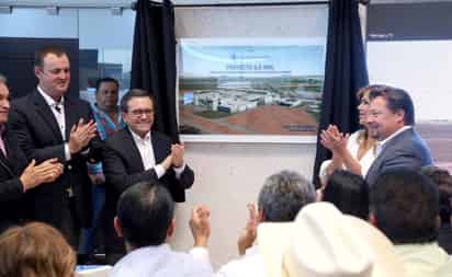 Inversiones. El titular de la SE, Ildefonso Guajardo, dijo que México es el principal país exportador de cerveza en el mundo. (NOTIMEX)