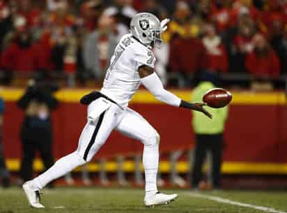 Marquette King jugó sus primeras 6 campañas con Oakland. (Notimex)   