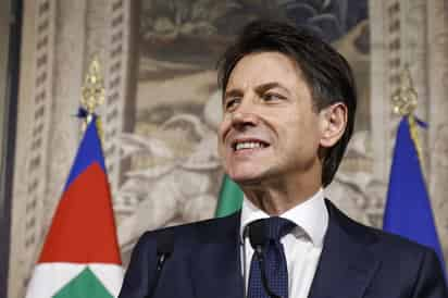 Ciao. Giuseppe Conte sólo le quedó rechazar el encargo de formar gobierno que le dieron el pasado miércoles y volver al anonimato. (EFE)