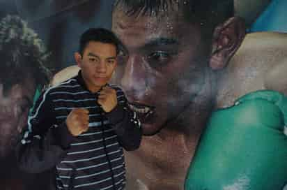 Cristian Mijares comenzó su etapa como boxeador en el Gimnasio El Séptimo Round en Gómez Palacio, donde al lado de sus tíos y primos, comenzó a forjar una gran carrera, poniendo el apellido muy en alto. (Archivo)