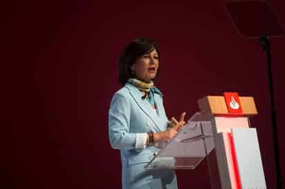 Banquera. Ana Botín reconoce que México requiere un nuevo paquete de reformas estructurales. (ARCHIVO)