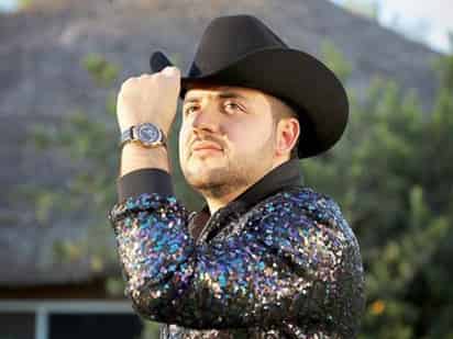 Pérdida. El joven cantante falleció la madrugada del domingo luego de volcar su auto en Culiacán, Sinaloa.