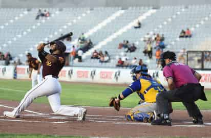 Los Algodoneros vinieron de atrás para derrotar 4 carreras a 3 a los Olmecas de Tabasco. (Jesús Galindo)