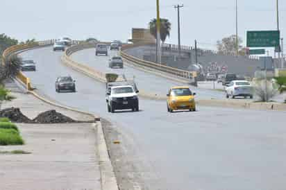 Se ha pedido que se cambie el nombre del Periférico por bulevar, debido a la gran cantidad de flujo vehicular que tiene y que ya está en la mancha urbana. (ARCHIVO) 