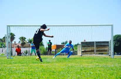 A través de los penales, el Deportivo San Isidro se clasificó a la gran final. Juegan final de Veteranos en Premier de San Isidro