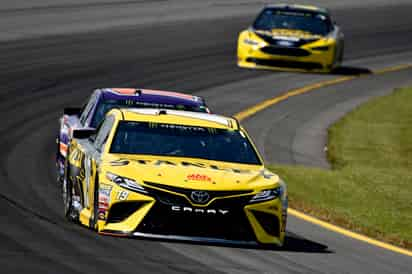 El piloto de Monterrey fue ya campeón de la serie de desarrollo de la NASCAR, la Xfinity, en 2016. (AP)