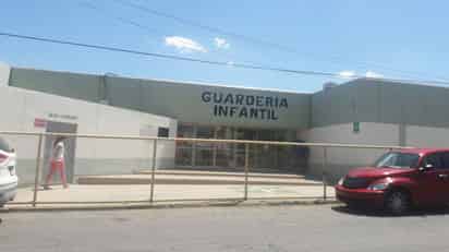 Presuntamente los hechos ocurrieron en el interior de la Guardería Infantil del IMSS, que se localiza sobre la avenida Industrial de Piedras Negras. (EL SIGLO DE TORREÓN)