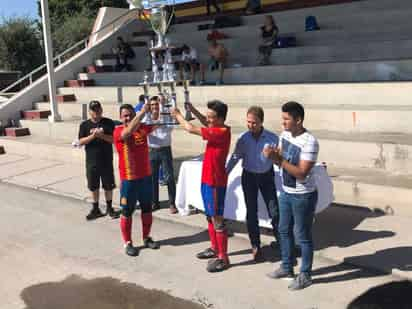 Jugando como locales, los ahora campeones dominaron de principio a fin el encuentro. (EL SIGLO DE TORREÓN)