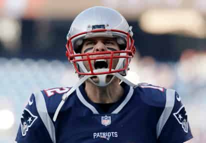 Tom Brady suma 497 pases de anotación en temporada regular.