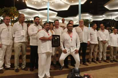 Reconocimiento. Mazatlán otorgó premios a los mejores operadores turísticos. (ARCHIVO)