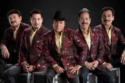 'Regalo'. Los Tigres del Norte pusieron a la venta por primera vez el clásico disco-doble Jefe De Jefes en una edición limitada.