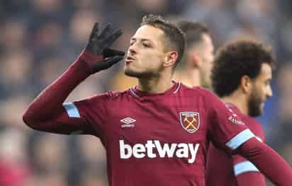 El mexicano Javier 'Chicharito' Hernández no ha tenido una buena temporada con el West Ham. (ARCHIVO)