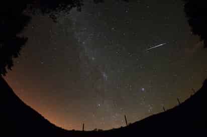 El cielo nocturno se aprecia con mayor claridad y nitidez, debido a que la Tierra se orienta hacia el lado opuesto del centro de la Vía Láctea. (ARCHIVO)