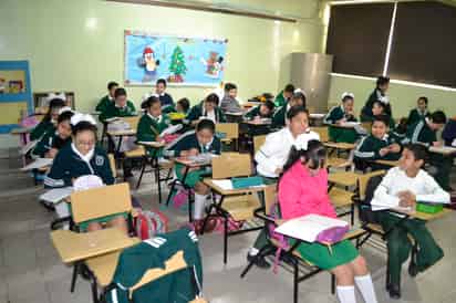 A clases. Con un 98 por ciento de asistencia regresan niños y adolescentes a las escuelas de la región Lagunera de Durango. (EL SIGLO DE TORREÓN)