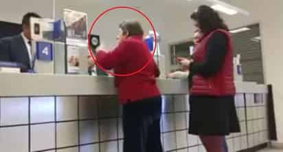 Arremetió contra los empleados arrojándoles objetos del mostrador (INTERNET)