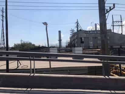 Operario del Departamento de Mantenimiento Central Eléctrico, con 30 años de edad y 3 años como trabajador de AHMSA, Edgar Treviño recibió de inmediato el auxilio de sus compañeros. (EL SIGLO COAHUILA)