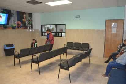 Servicio. La Facultad de Odontología de la UAdeC busca dar mayor cobertura. (ANGÉLICA SANDOVAL)