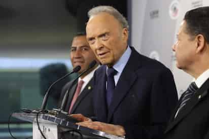 Alejandro Gertz Manero, ha sido servidor público desde hace 43 años y ahora es nombrado como Primer Fiscal del Senado. (ARCHIVO)