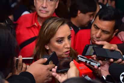 Claudia Ruiz Massieu estuvo en Torreón este sábado en la toma de protesta de Eduardo Olmos como dirigente del PRI municipal. (ERNESTO RAMÍREZ)