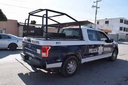 Déficit. Reconocen que les faltan 70 policías municipales y por lo pronto se contratarán a 10 elementos. (EL SIGLO DE TORREÓN)