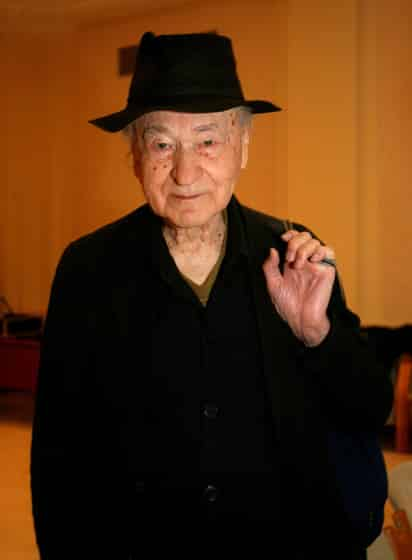 Artista. El director Jonas Mekas es un icono del cine americano avant-garde cinema. (EFE)