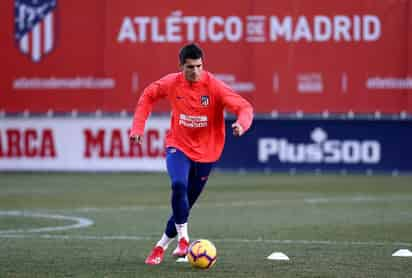 El delantero Álvaro Morata durante su primer entrenamiento como nuevo jugador del Atlético de Madrid. Morata llega cedido por el Chelsea hasta 2020 con opciones de compra no obligatorias a lo largo de ese préstamo.